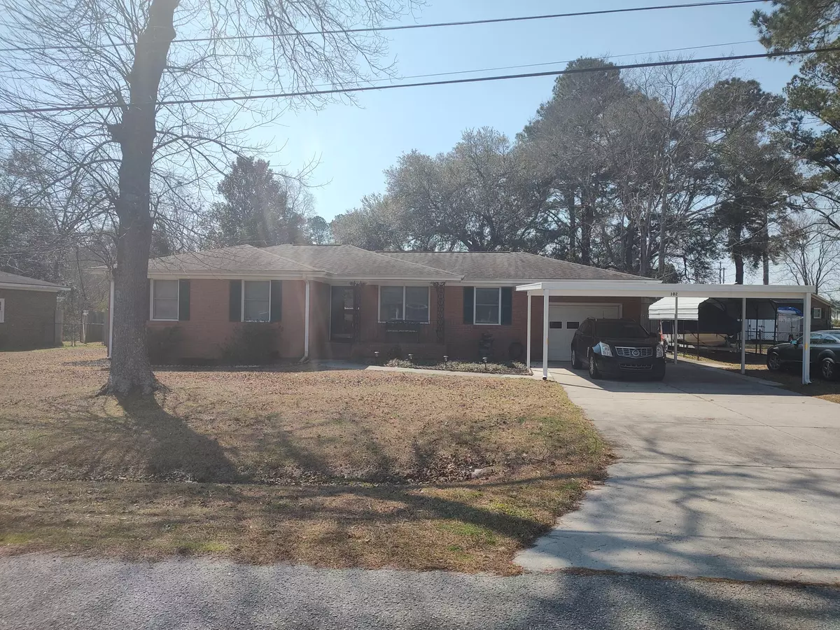 Ladson, SC 29456,102 Hamlet Ln