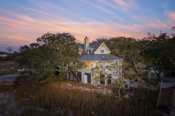 232 Haddrell St, Mount Pleasant, SC 29464