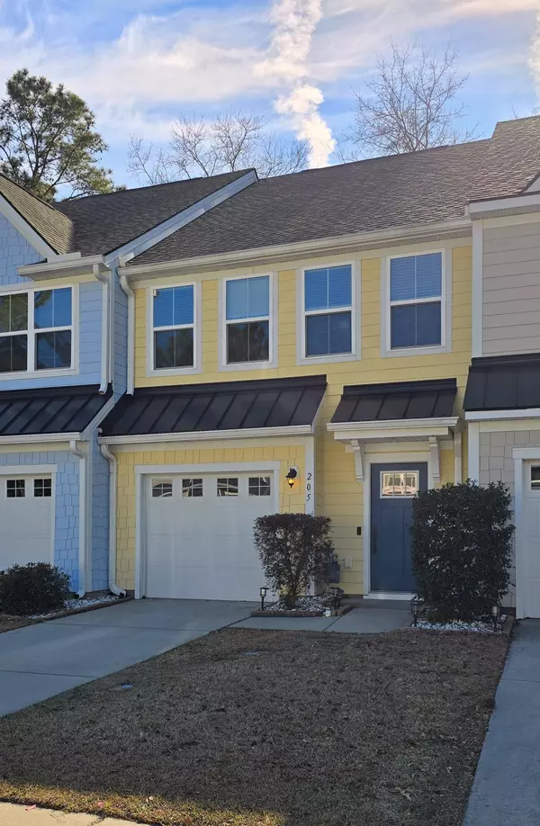 205 Grand Palm Ln, Summerville, SC 29485