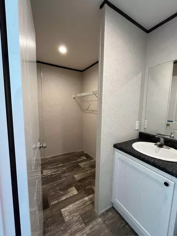 Dorchester, SC 29437,520 Limestone Rd