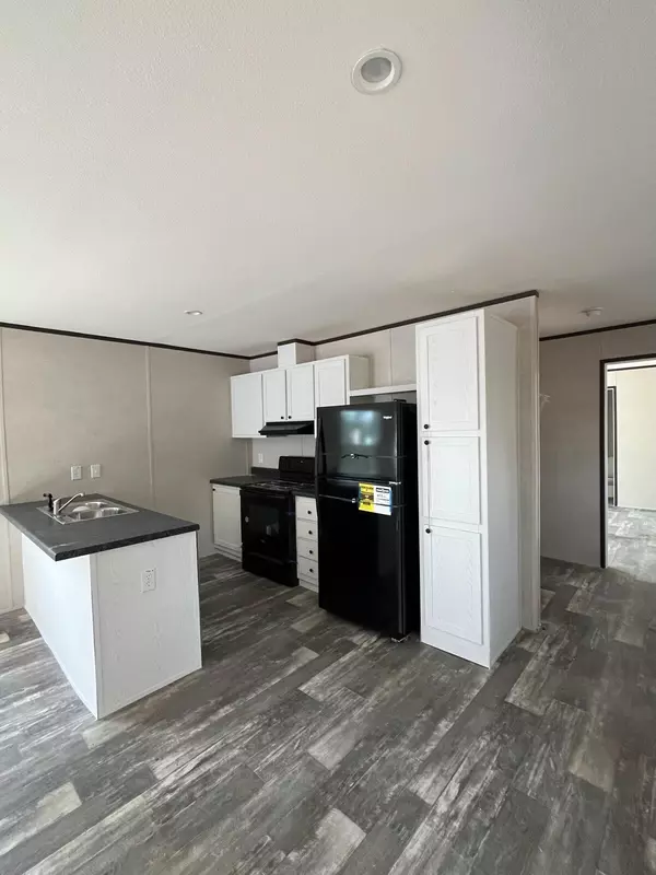 Dorchester, SC 29437,520 Limestone Rd