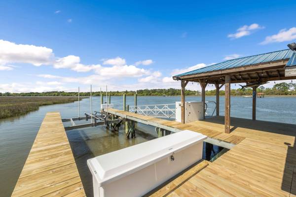 3398 Freeman Hill Rd, Johns Island, SC 29455