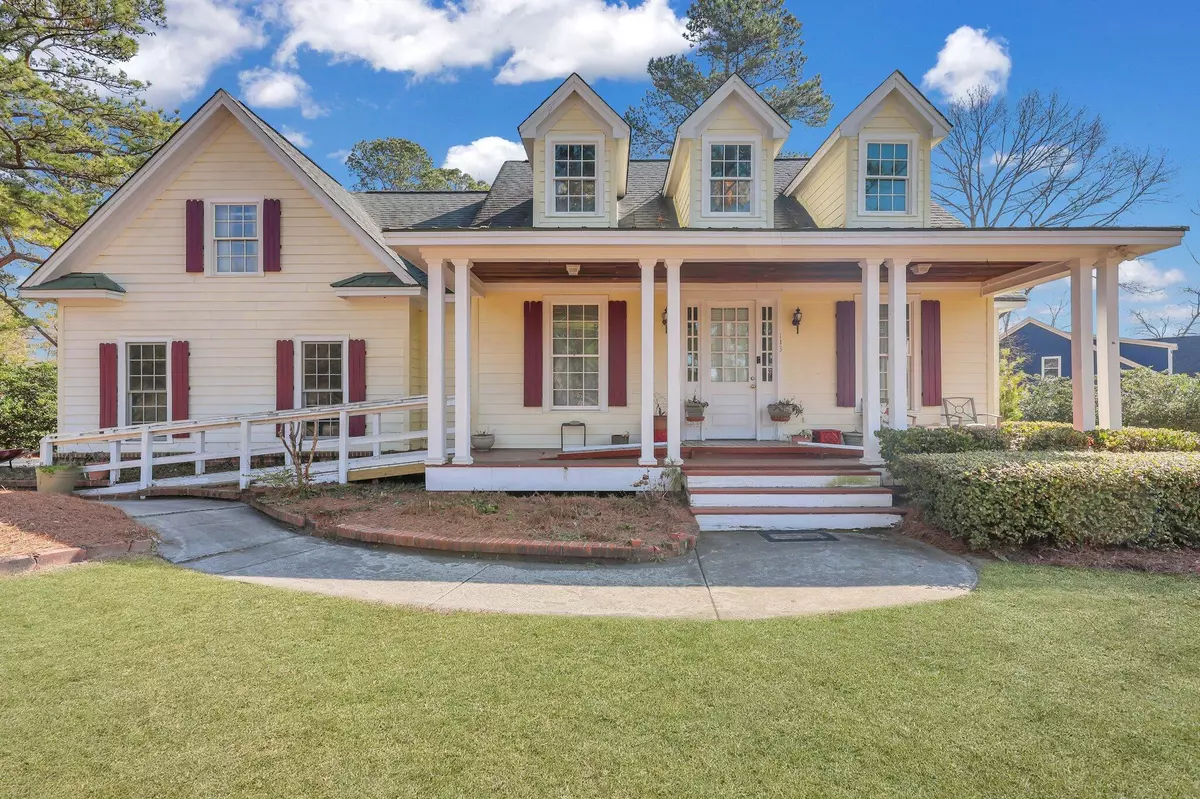 Elloree, SC 29047,113 Twisted Oak Trl