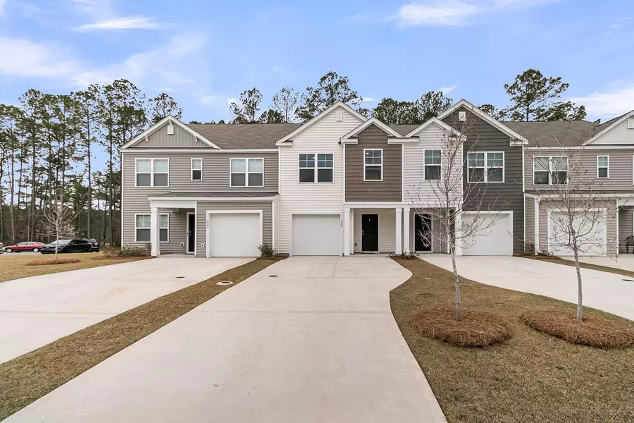 205 Cozy Brook Ct, Summerville, SC 29486