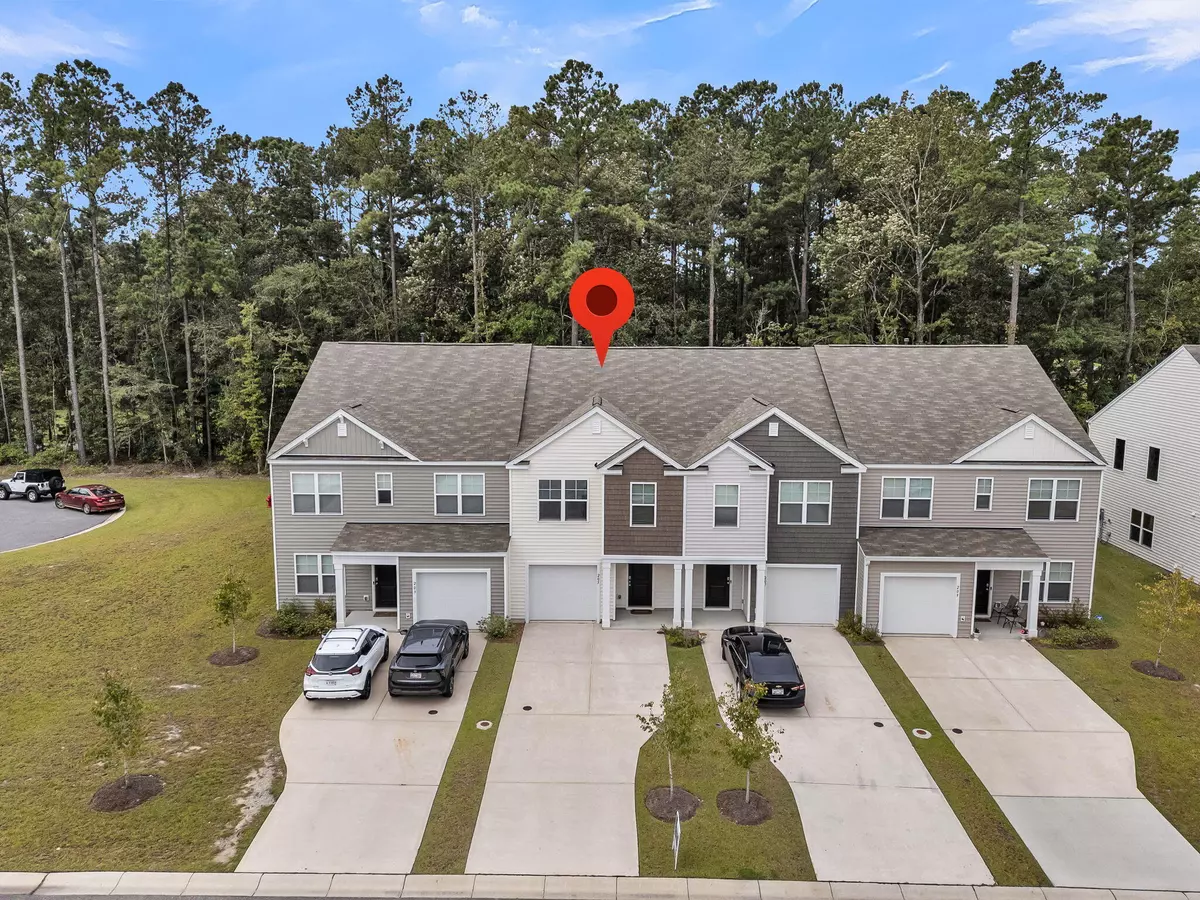 Summerville, SC 29486,205 Cozy Brook Ct