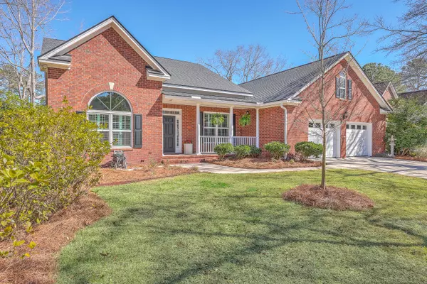 8757 E Fairway Woods Cir, North Charleston, SC 29420