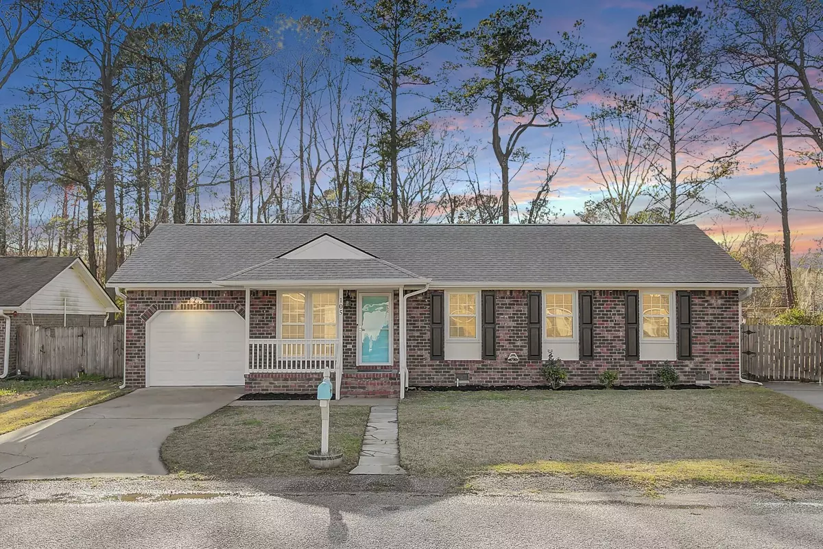 Summerville, SC 29485,105 Alan Ct