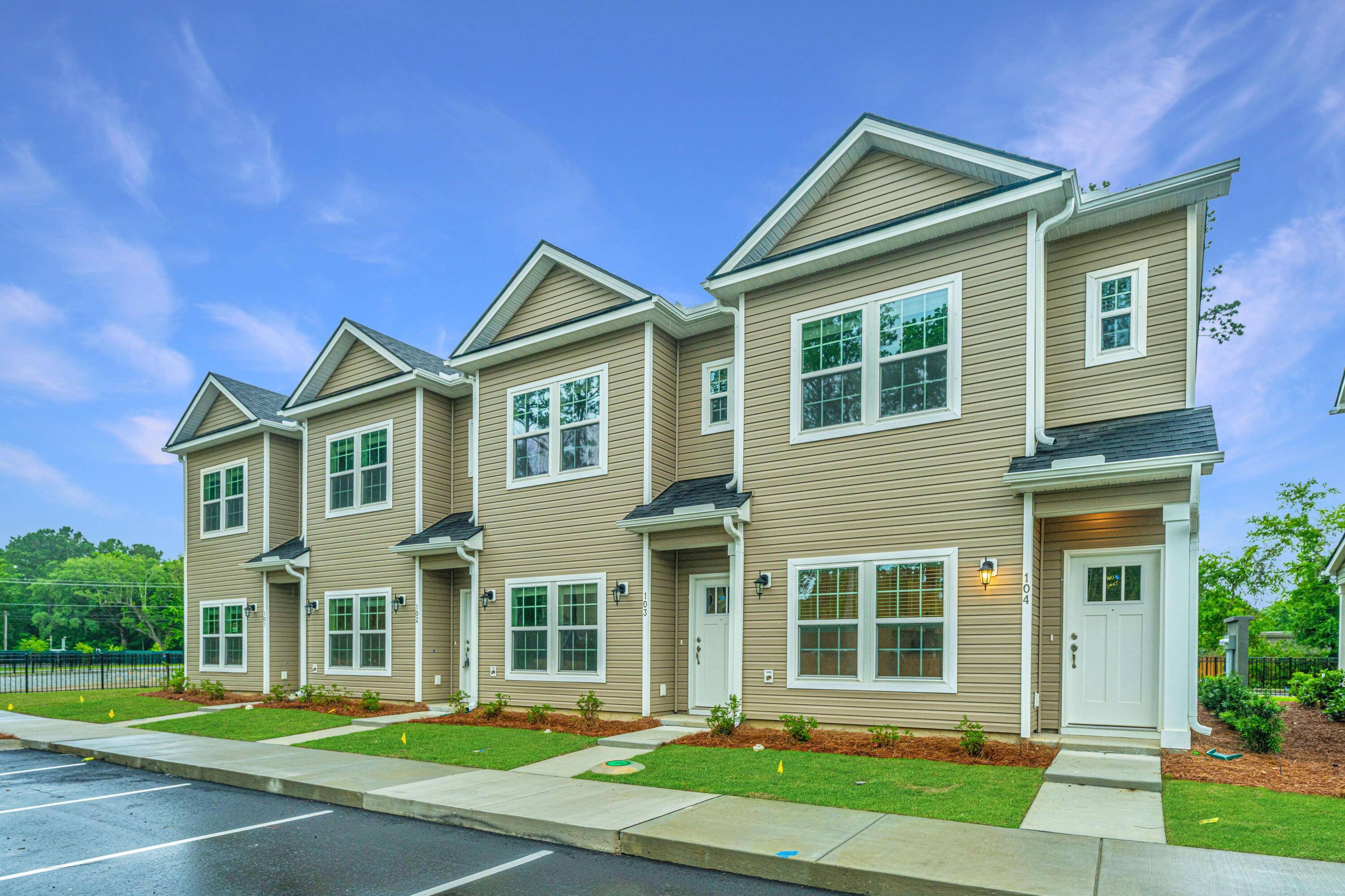 Wando, SC 29492,604 Twin Rivers Dr