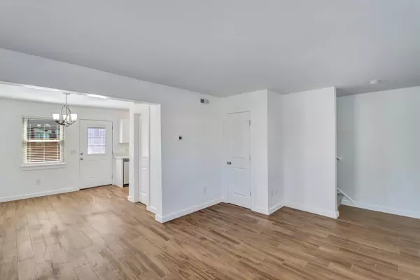 Charleston, SC 29414,415 Parkdale Dr #12 A