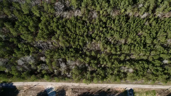 Cross, SC 29436,09 Devine Way