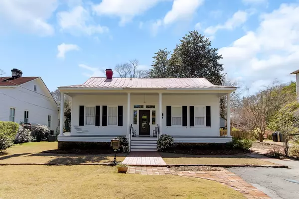 214 E Doty Ave, Summerville, SC 29483