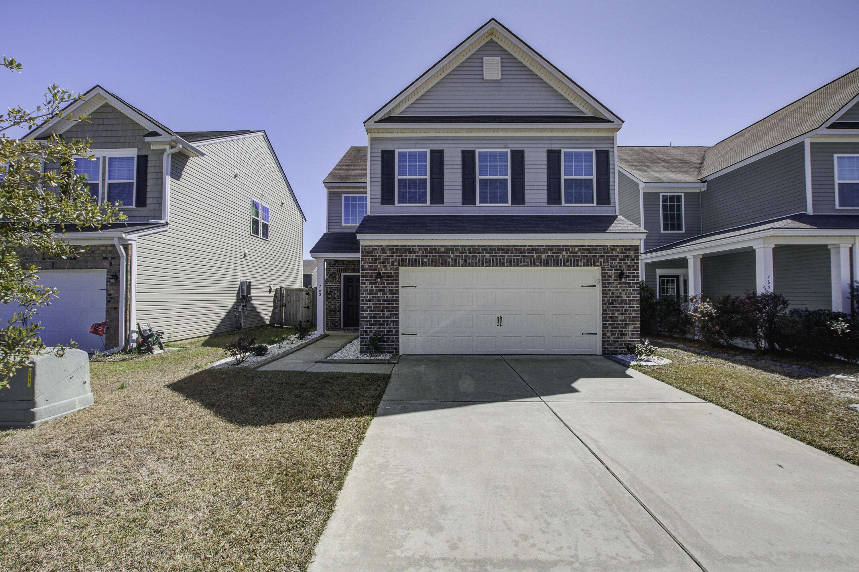 762 Redbud Ln, Summerville, SC 29486