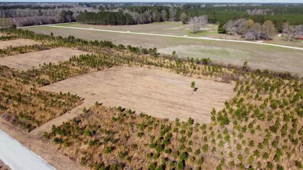 7 Hwy 6, Cross, SC 29436