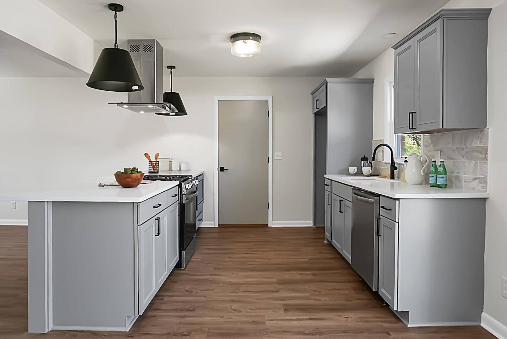 Summerville, SC 29485,113 Harter Dr