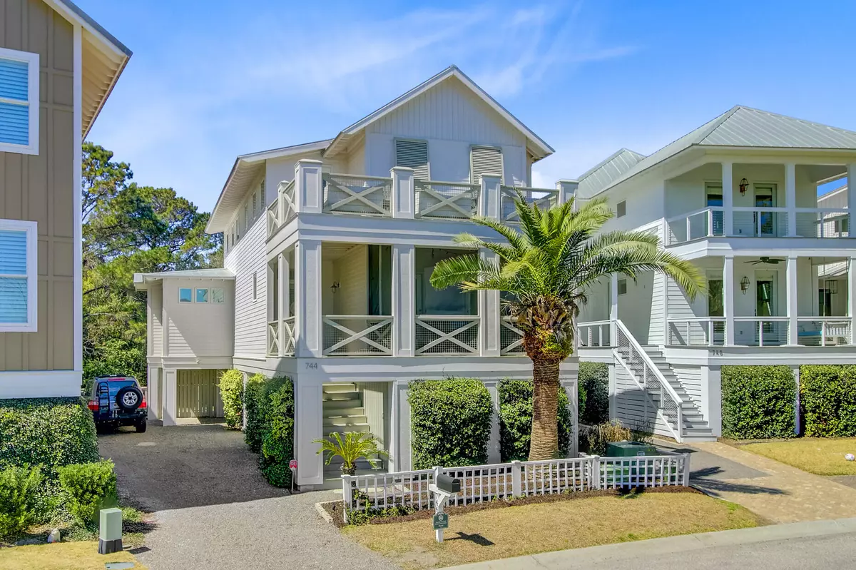 Mount Pleasant, SC 29464,744 Gate Post Dr