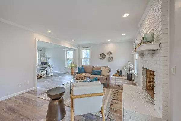 103 Laurens Ct Summerville, SC 29485