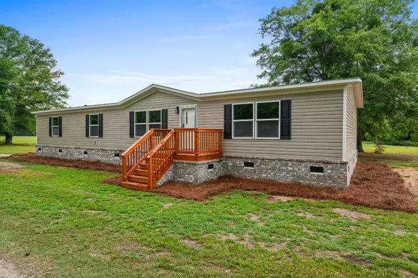 1657 Short Cut Rd, Cross, SC 29436