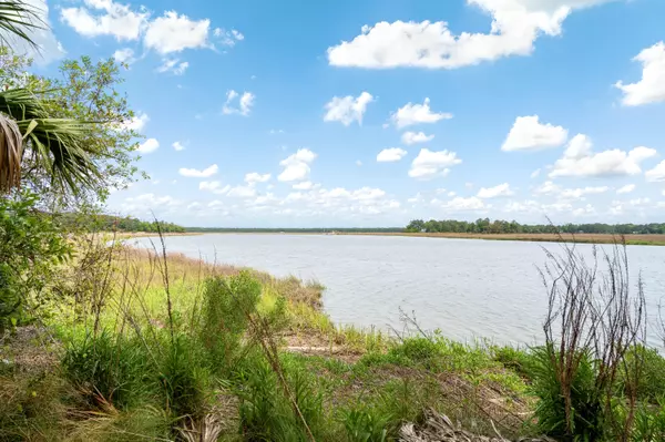 Saint Helena Island, SC 29920,54 Bud Miley Dr