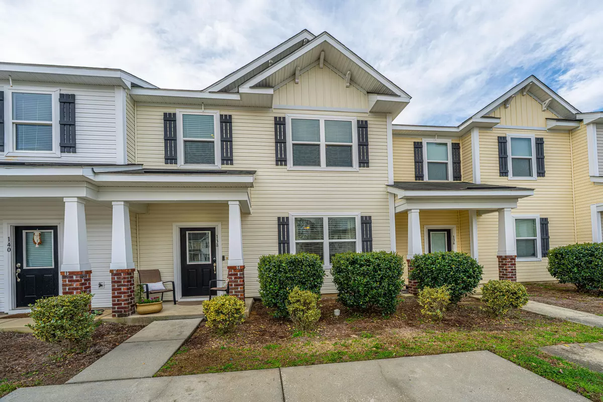Summerville, SC 29485,138 Hidden Palms Blvd