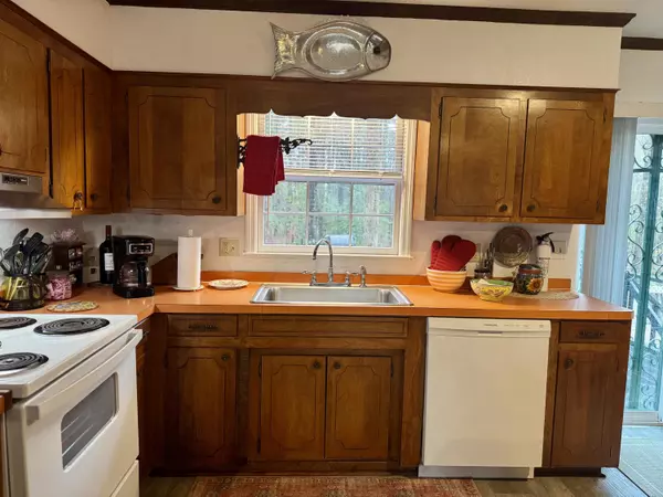 Neeses, SC 29107,375 Red Will Rd