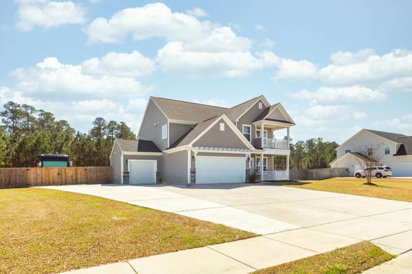 126 Lakelyn Rd, Moncks Corner, SC 29461