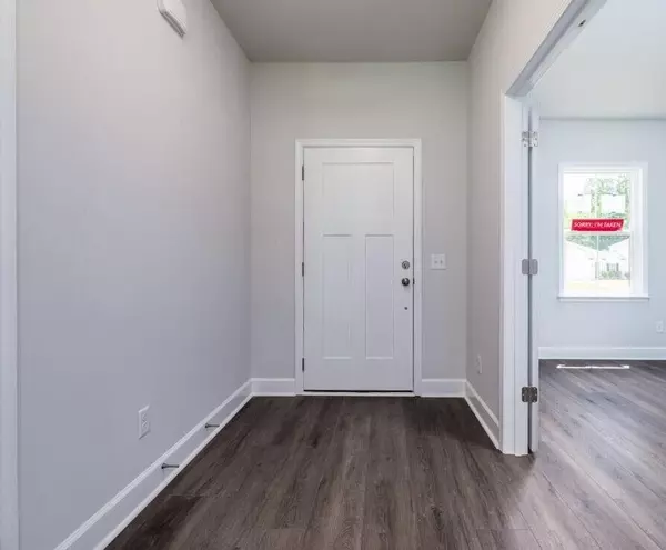 Huger, SC 29450,116 Royal Cainhoy Way