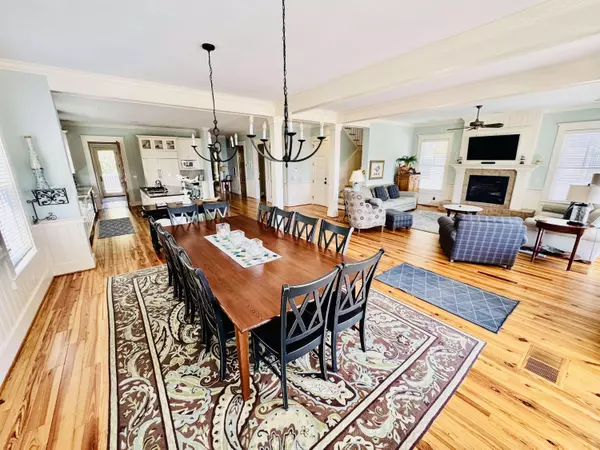 Folly Beach, SC 29439,508 W Ashley Ave #4