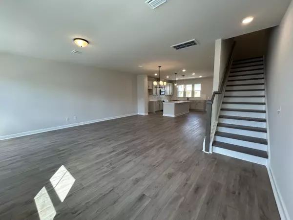 Summerville, SC 29485,5124 Double Eagle