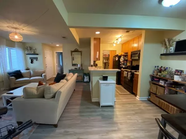 Mount Pleasant, SC 29464,276 Alexandra Dr #6