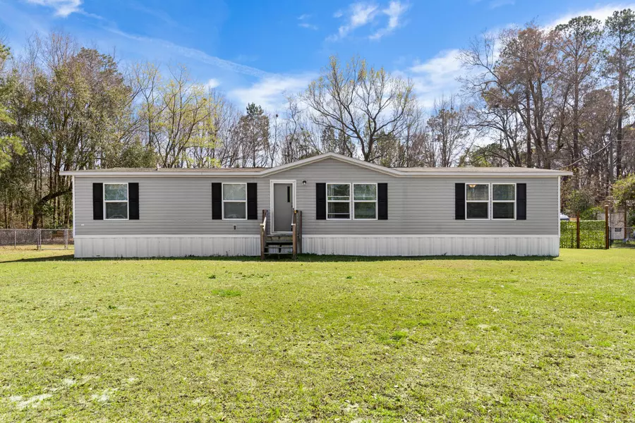 3110 Brittany Dr, Sumter, SC 29154