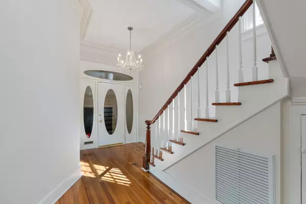 Charleston, SC 29401,157 Tradd St