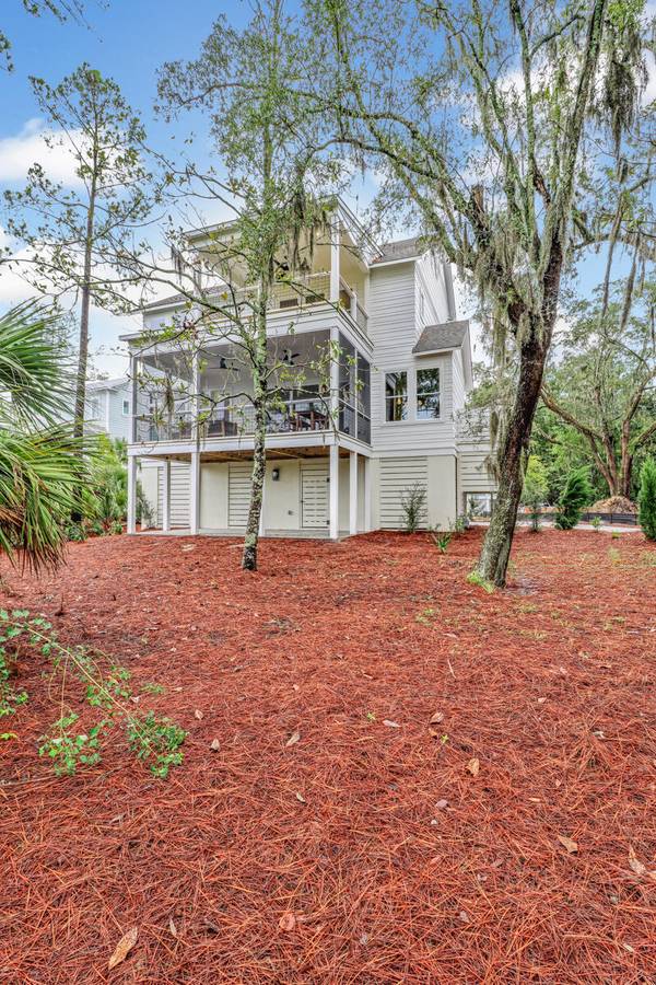 Johns Island, SC 29455,1602 John Fenwick Ln