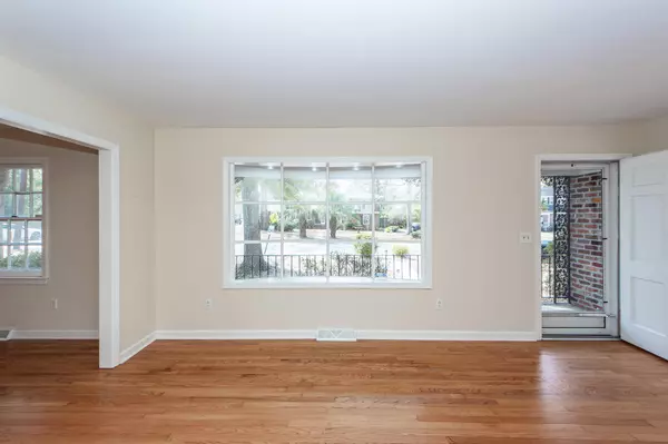 Charleston, SC 29407,8 Shrewsbury Rd