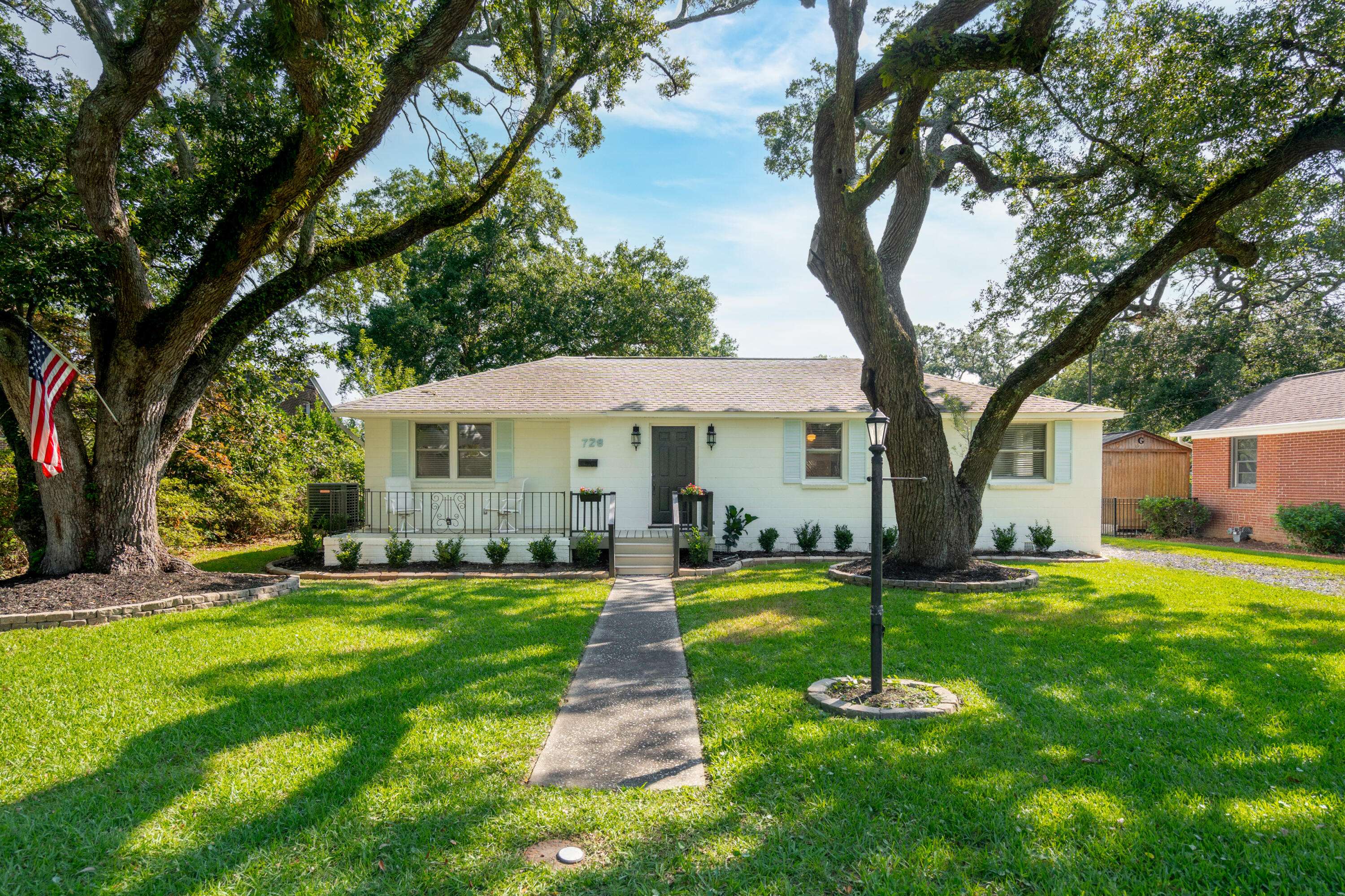 728 N Godfrey Park Pl, Charleston, SC 29407