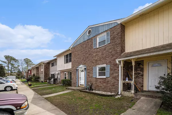 Goose Creek, SC 29445,102 Brush Blvd