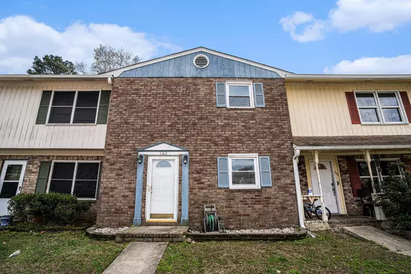 Goose Creek, SC 29445,102 Brush Blvd