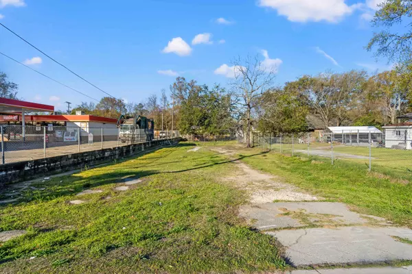 North Charleston, SC 29406,5259 Rivers Ave