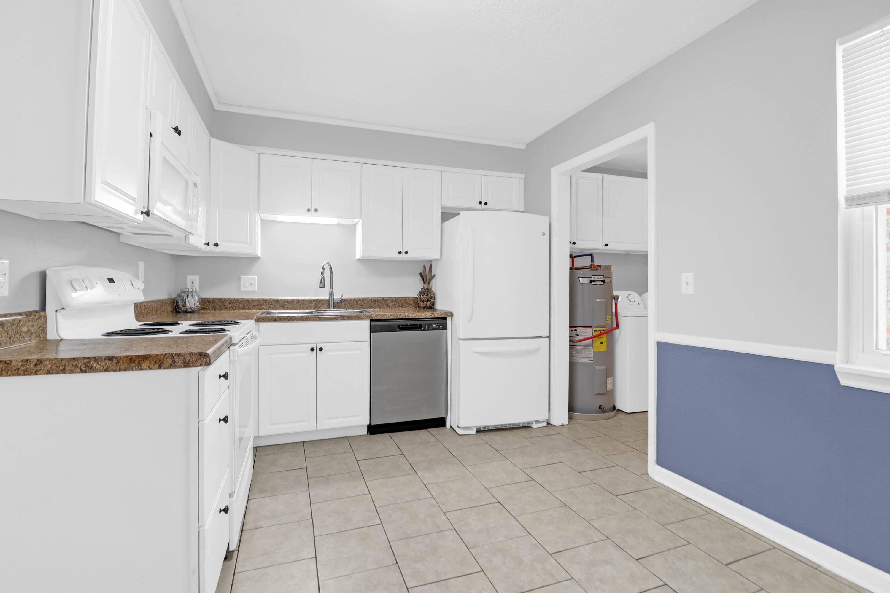 Summerville, SC 29485,406 Crestview Dr #D