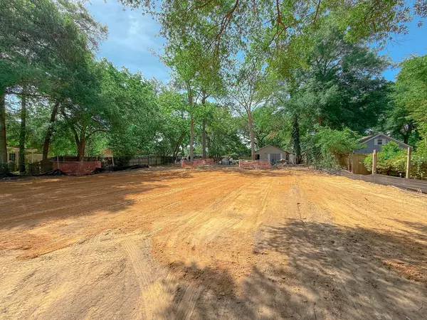 Mount Pleasant, SC 29464,295 W Coleman Blvd