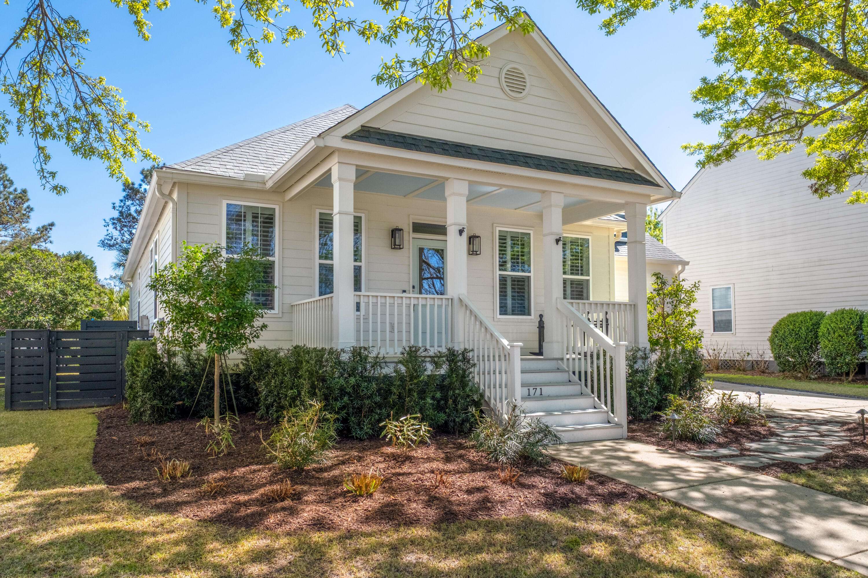 Charleston, SC 29492,171 Cartright St