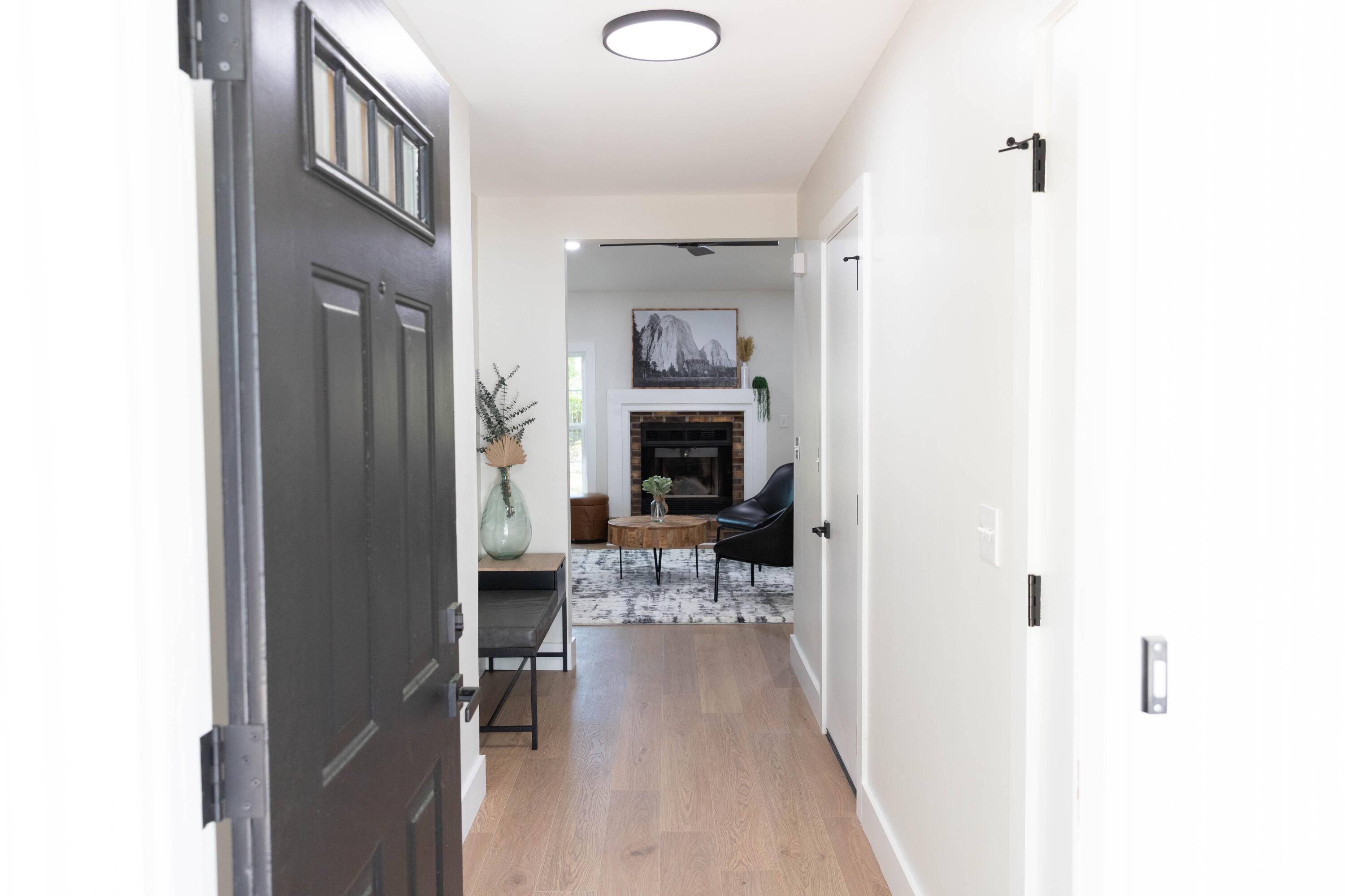 Summerville, SC 29483,212 Regent St