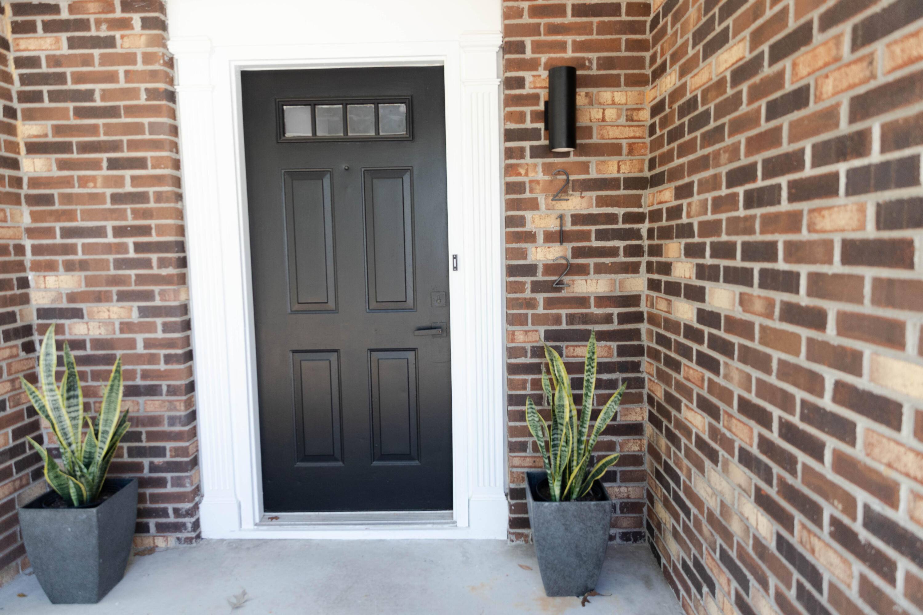 Summerville, SC 29483,212 Regent St
