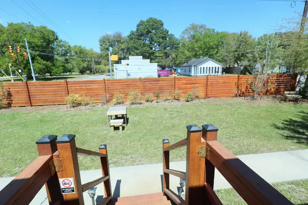North Charleston, SC 29406,1497 Remount Rd