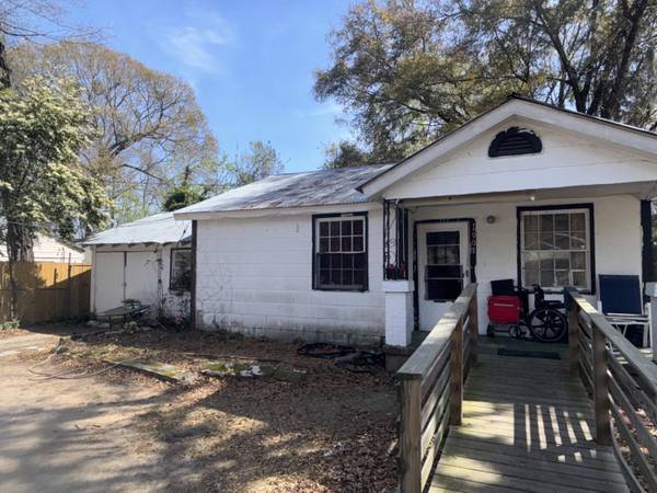 1907 Helm Ave, North Charleston, SC 29405
