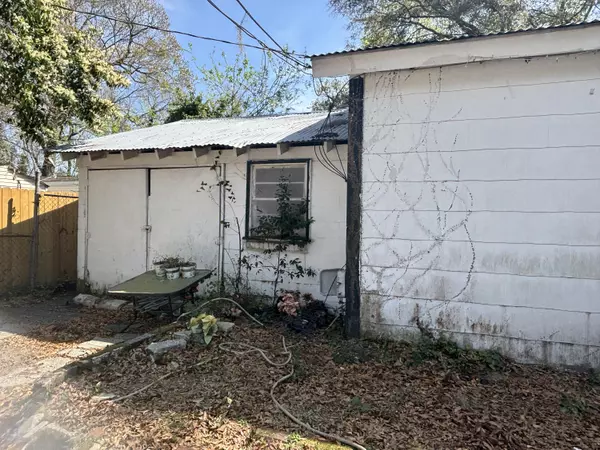 North Charleston, SC 29405,1907 Helm Ave