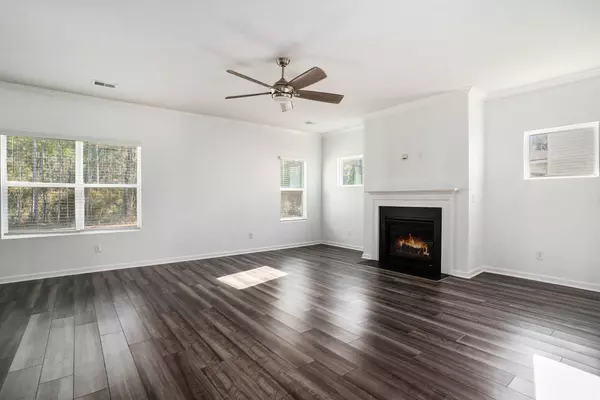 Summerville, SC 29486,294 Torslanda Ln