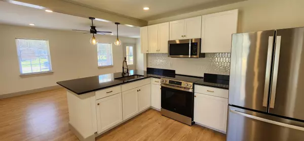 Vance, SC 29163,117 Redglobe Ct