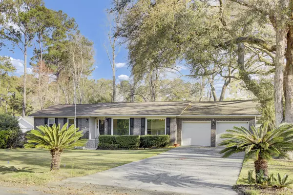 Summerville, SC 29485,209 Pointer Dr