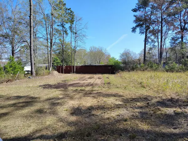 00 University Drive, North Charleston, SC 29418