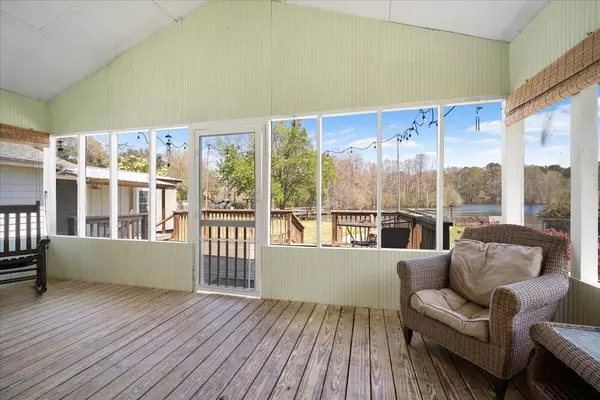 Eutawville, SC 29048,273 Belvedere Dr